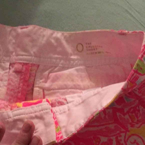 Shorts - Picture 3 of 3